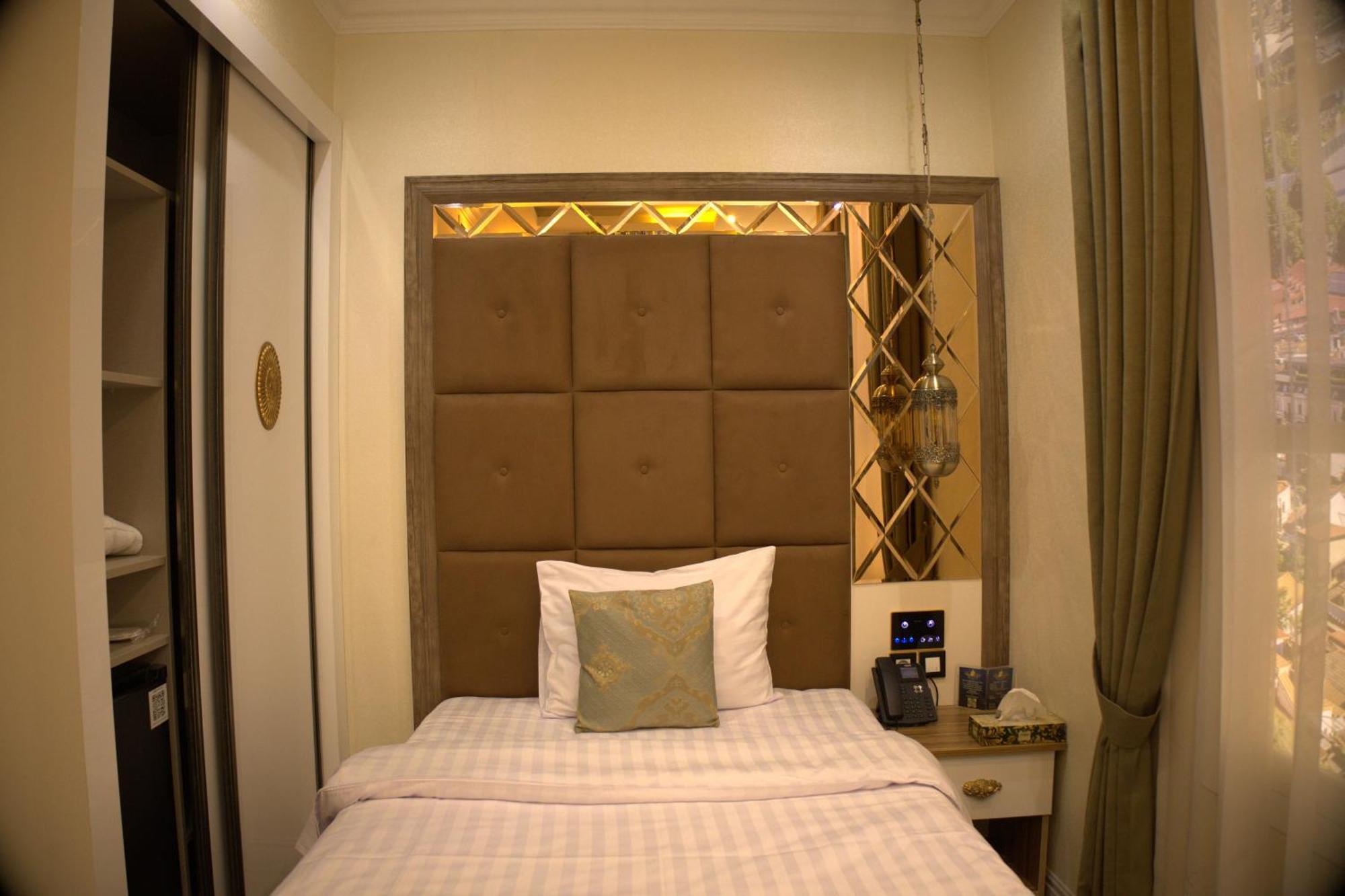Hotel Aqua Freedom Tbilisi Ngoại thất bức ảnh